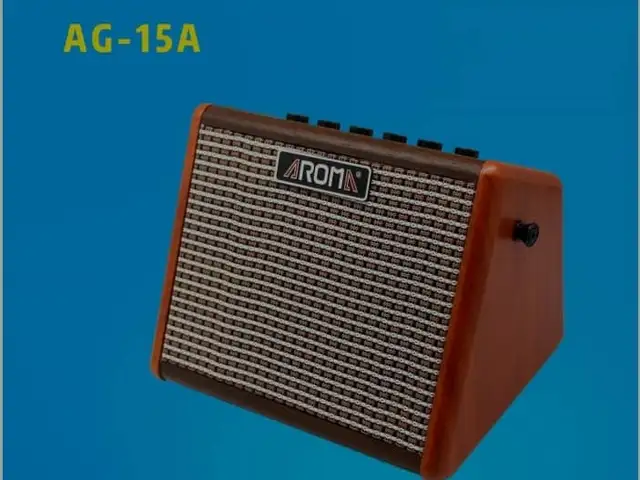 Гитарный комбик aroma 15W, Душанбе
