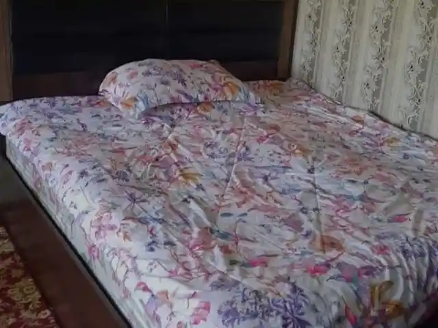 Кровать двуспальная, Душанбе