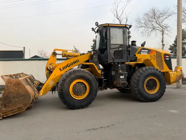 Погрузчик 855, 2021, Душанбе
