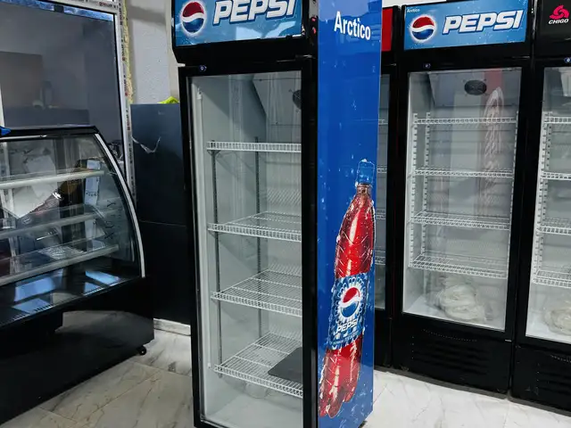 Витринный холодильник 380л, Душанбе - 12