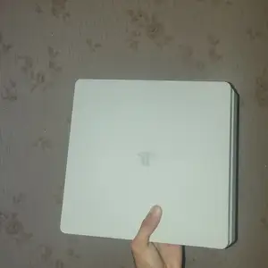 Игровая приставка Sony PlayStation 4 slim, Хуҷанд