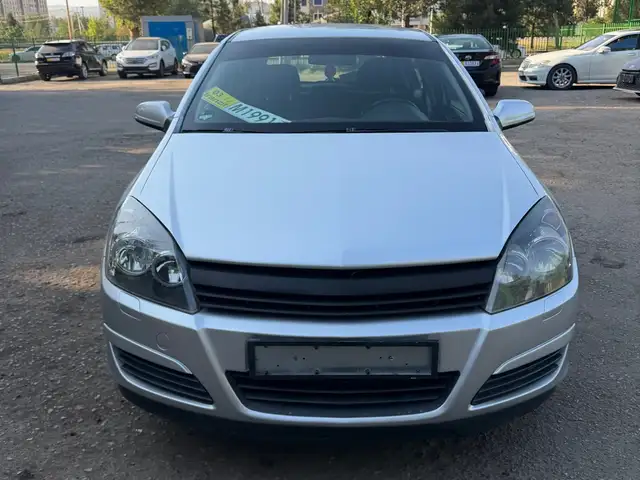 Opel Astra H