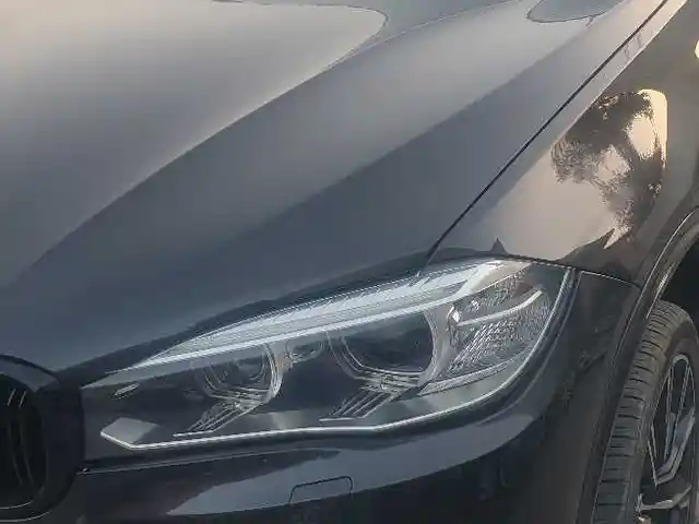Лобовое стекло на BMW X5 2015, Душанбе