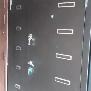 Дверь, Душанбе