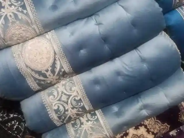 Курпача ва болишт, Душанбе