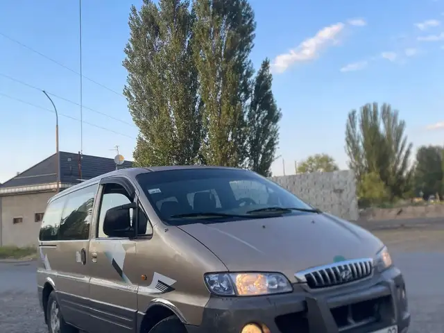 Hyundai Starex 2000, Истаравшан