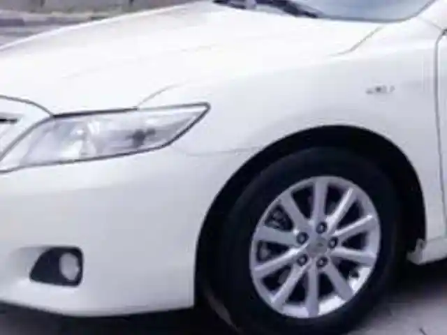 Крыло на Toyota Camry 45, Худжанд