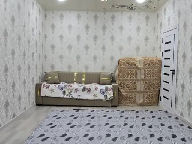 1-комн. квартира, Цокольный этаж, 45 м², 8 мкр, Худжанд