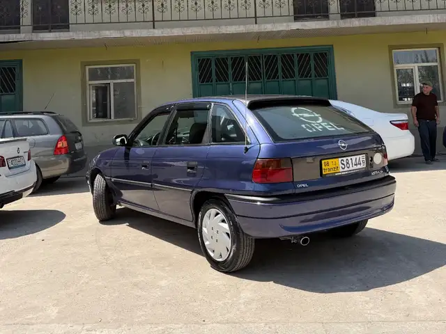 Opel Astra F