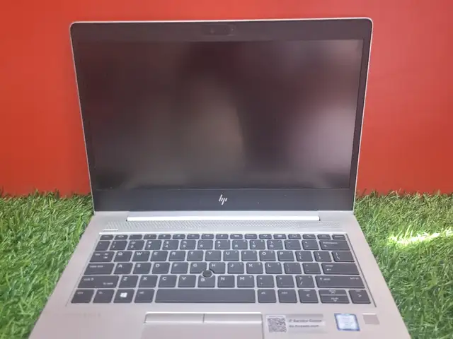 Ноутбук Нp core i7 8th 8/256 Intel UHD, Душанбе
