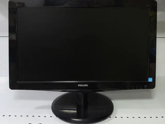Жидкокристаллический монитор Philips 196V 19 дюймов, Душанбе
