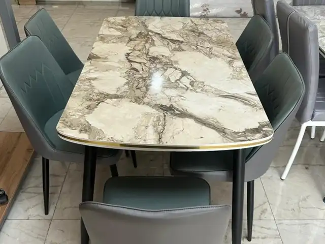 Стол и стулья, Душанбе