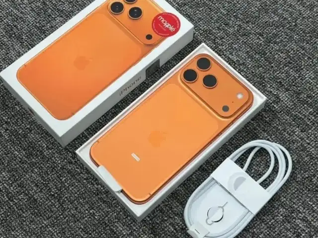Apple iPhone 17 Pro Max, 512 gb, Cosmic Orange, Душанбе