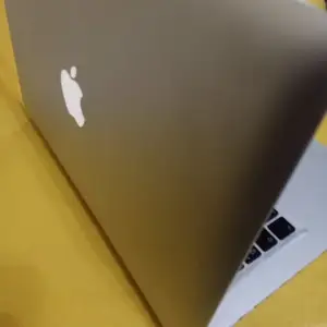 Ноутбук Macbook pro, Худжанд