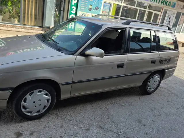 Opel Astra F