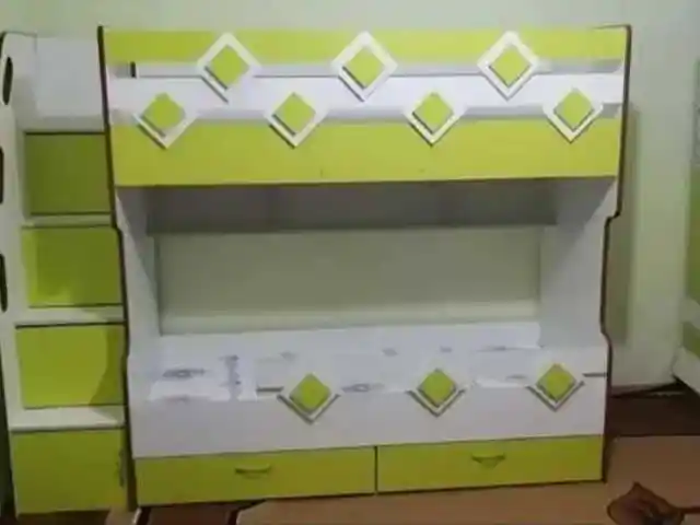 Двухъярусная кровать, Душанбе