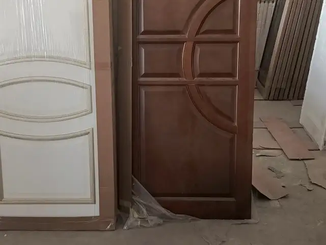 Дверь, Душанбе