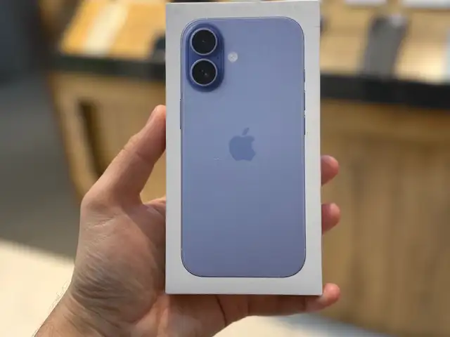 Apple iPhone 17, 256 gb, Mist Blue, Хуҷанд