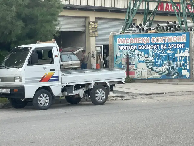 Мошини боркаш дар Душанбе, Душанбе