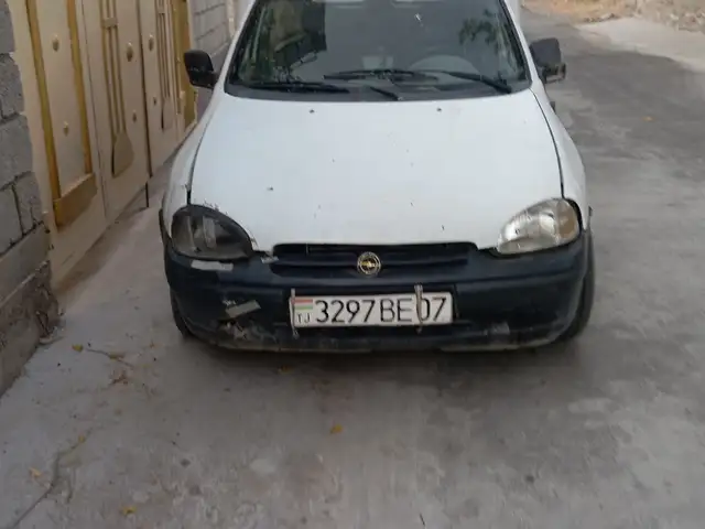 Opel Campo
