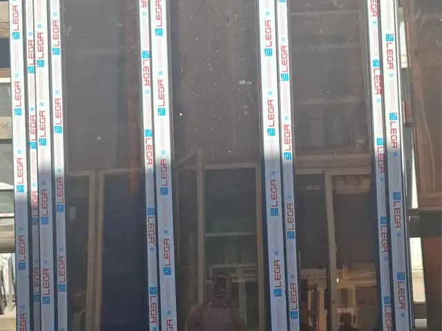 Тирезахо, Душанбе