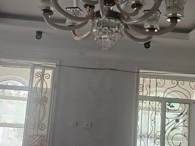Люстра, Бохтар (Курган-Тюбе)