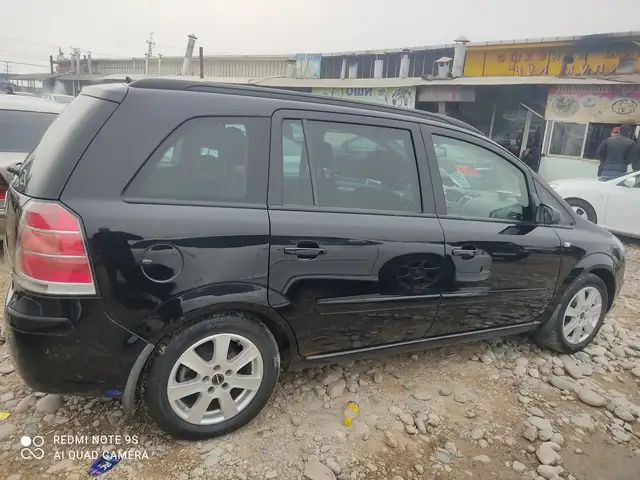 Opel Zafira