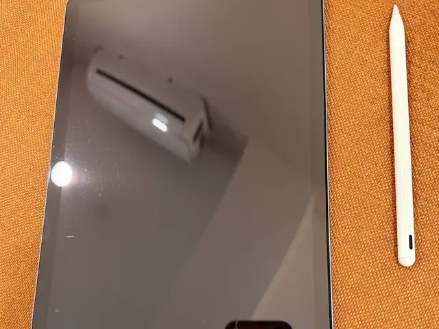 Планшет Apple iPad air 4, Душанбе - 3