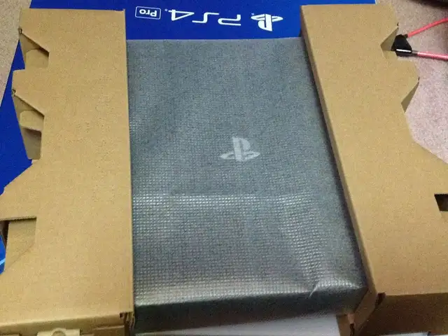 Игровая приставка Sony PS4 pro, Исфара