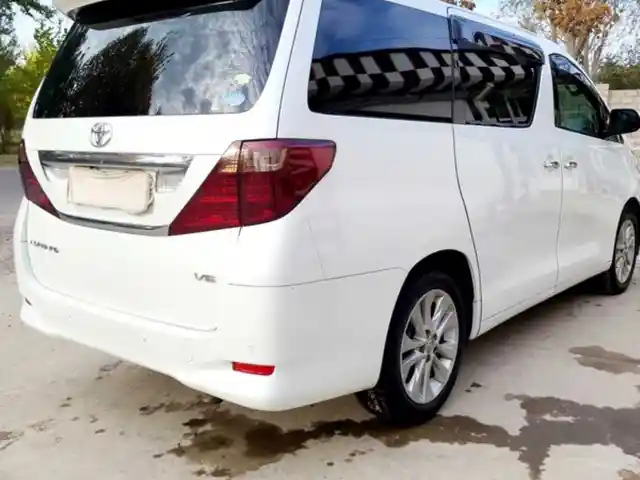 Задние не тонирование стекла от Toyota Alphard, Душанбе