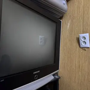 Телевизор Samsung с подставкой, Душанбе