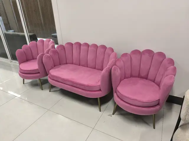 Диваны и кресло, Душанбе
