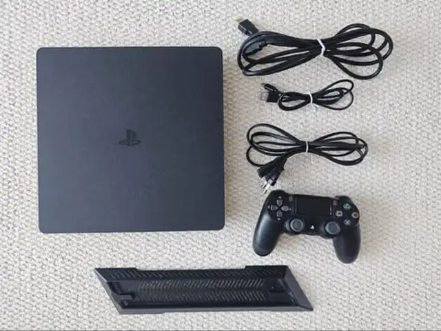 Игровая приставка Sony PlayStation 4 Slim, Душанбе