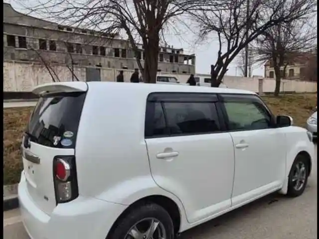 Не тонированные стекла для Toyota Rumion, Душанбе