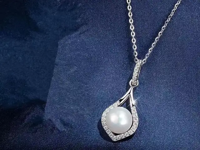 Кулон жемчужная мелодия, Душанбе