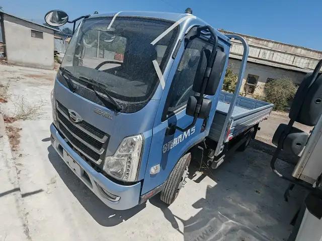 Бортовой автомобиль, 2025, Худжанд