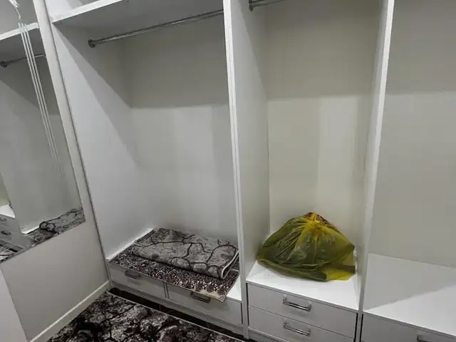 3-комн. квартира, 5 этаж, 111м², Шоҳмансур Айнӣ 65, Душанбе