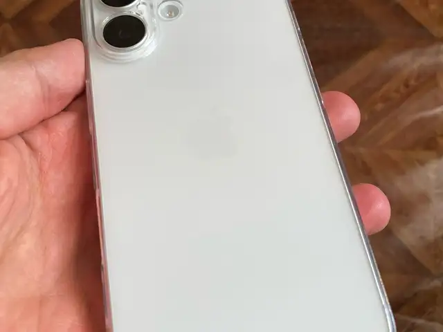 Apple iPhone 16, 128 gb, White, Душанбе