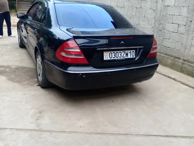 Mercedes-Benz E class