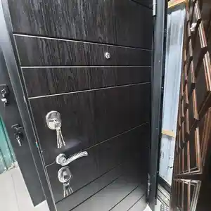 Железная дверь, Душанбе