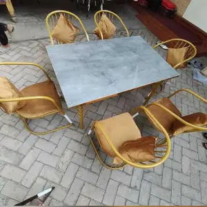 Стол и стулья, Душанбе
