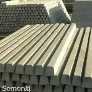 Бетонные столбики, Худжанд