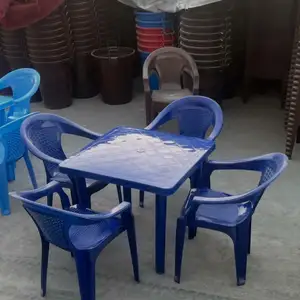 Столь стулья, Душанбе