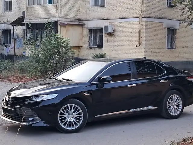 Toyota Camry, 2018, Душанбе - 3