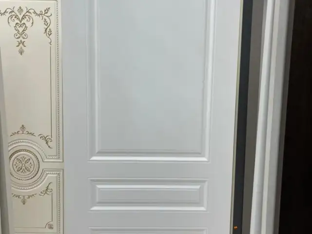 Дверь, Худжанд