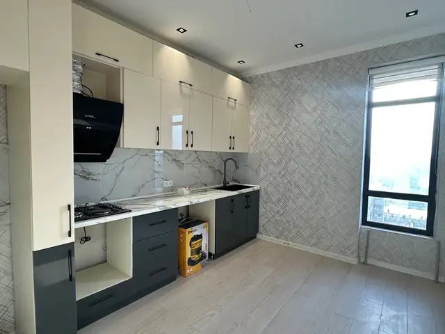 2-комн. квартира, 9 этаж, 76 м², Сино 33 мкр, Душанбе
