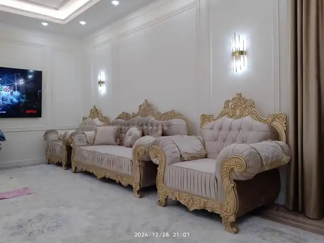 Диван с креслами, Душанбе