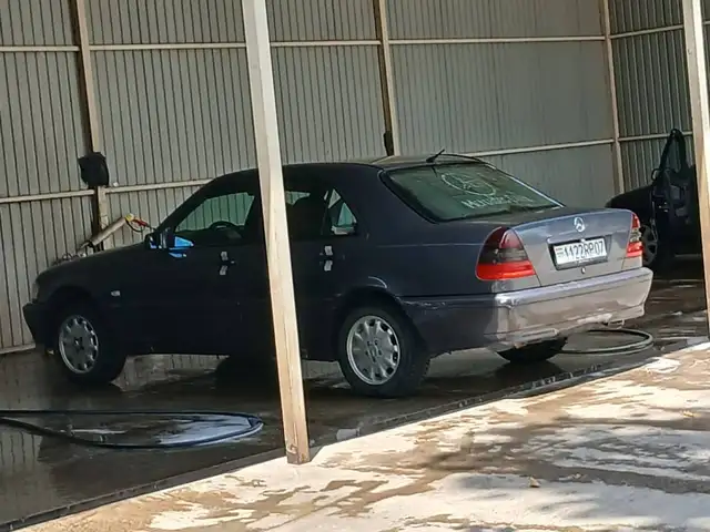 Mercedes-Benz W201