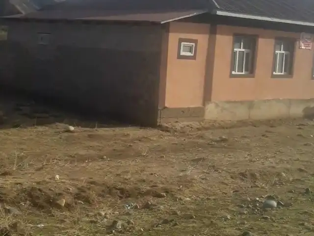 4-комн. квартира, 1 этаж, 8000 м², деҳаи мазори ҳазрати султон увайси қарани маҳалаи айлодара пеши роҳи калон, Ховалинг