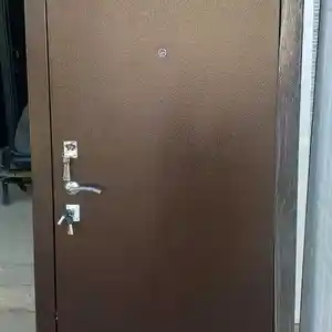 Железная дверь, Душанбе